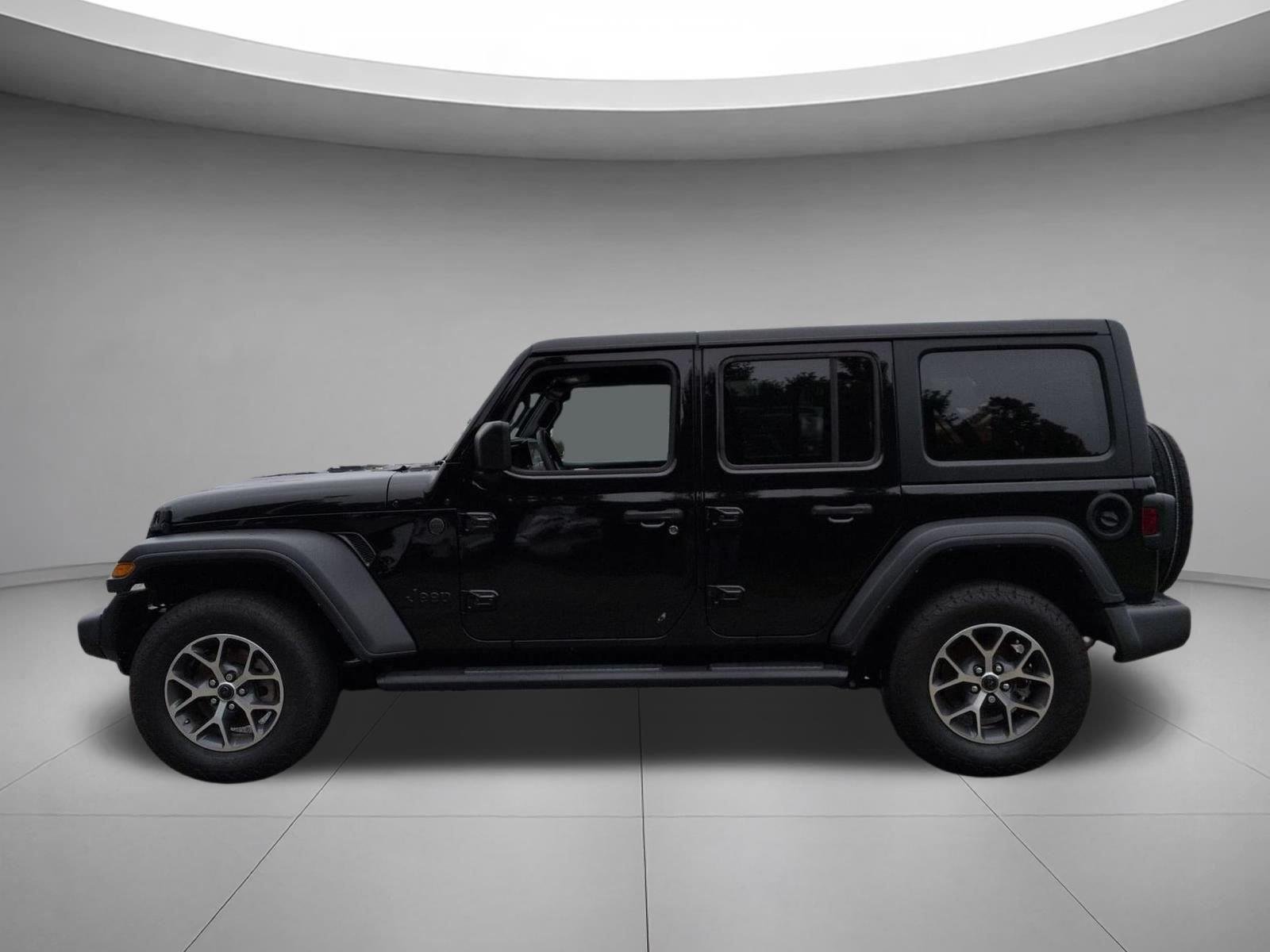 Used 2024 Black Clearcoat Jeep Sport S image 2