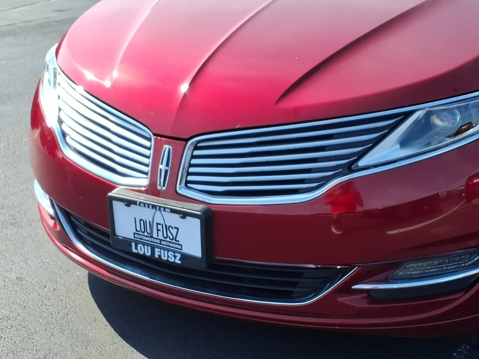Used 2014 Ruby Red Metallic Lincoln Base image 33