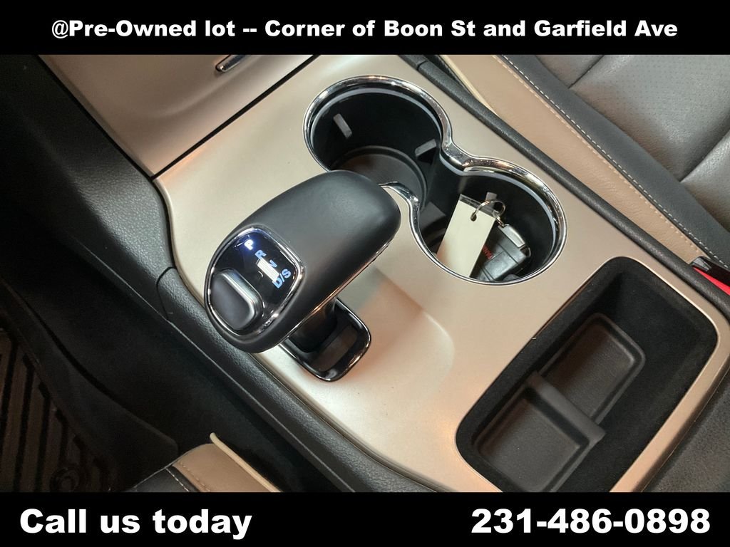 Used 2015 Red Jeep Laredo image 24