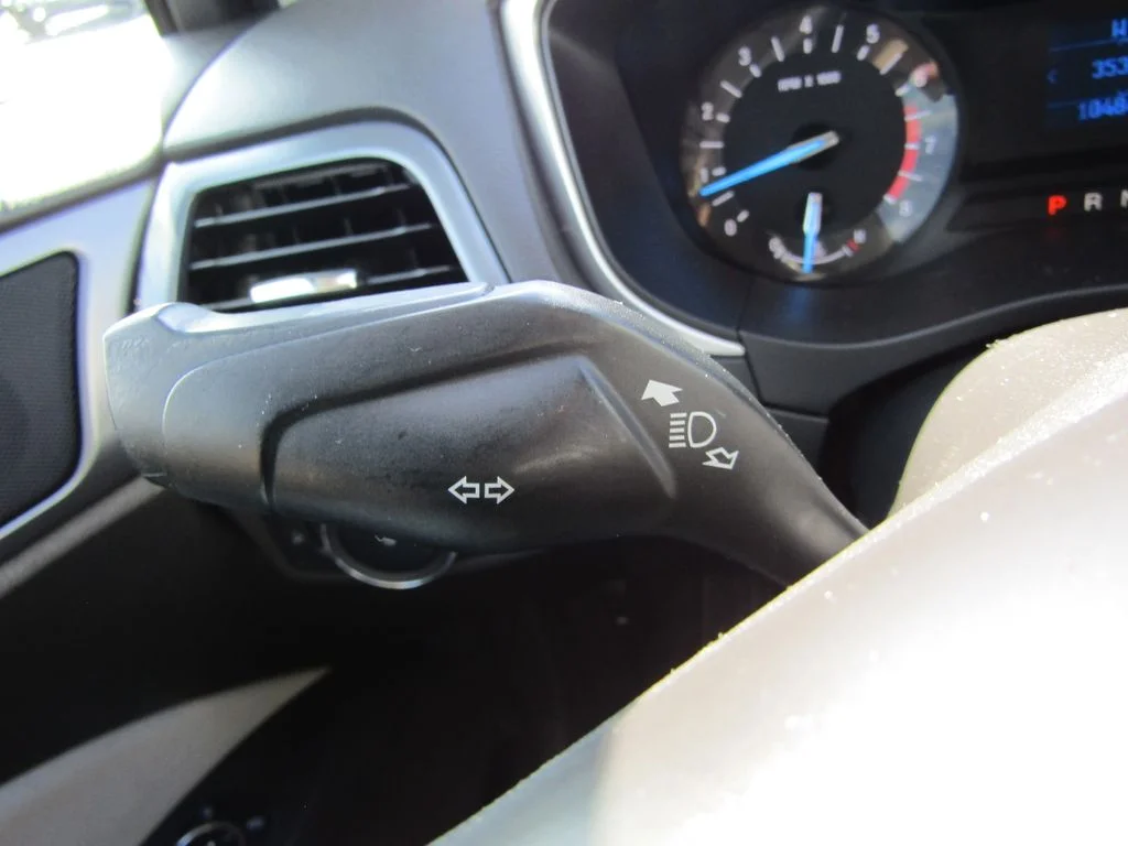 Used 2014 Ruby Red Tinted Clearcoat Ford S image 24