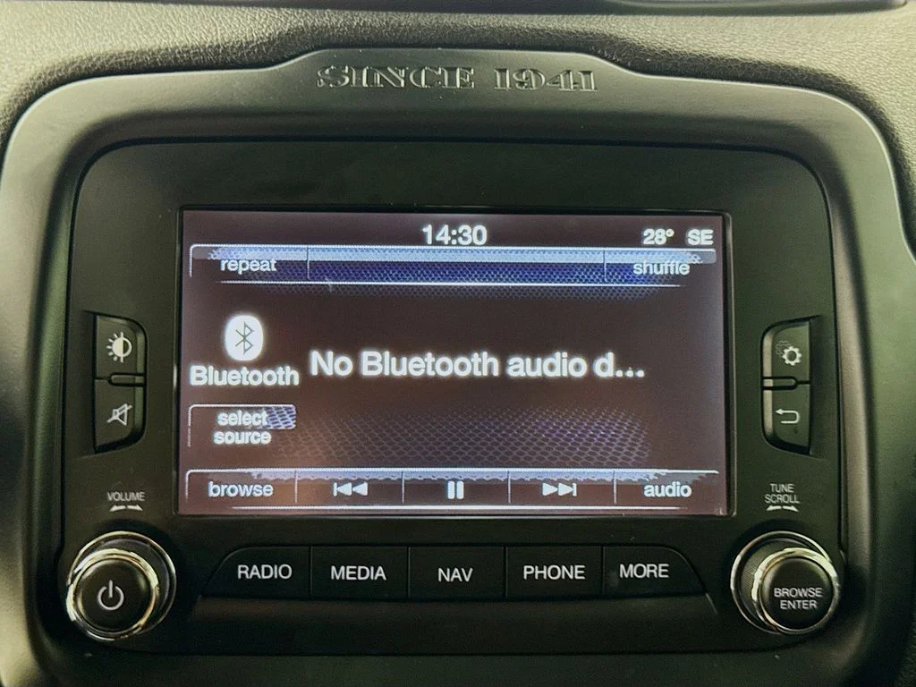 Used 2016 Jetset Blue Jeep Trailhawk image 18