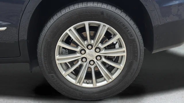 Used 2019 Harbor Blue Metallic Cadillac Luxury image 19