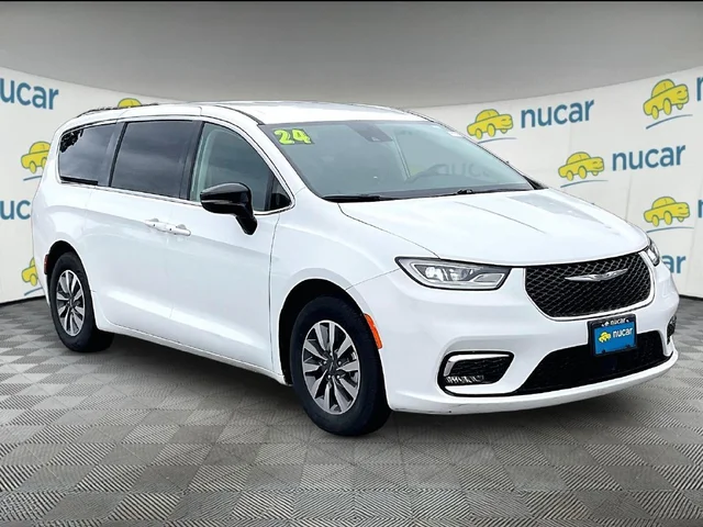 2024 Chrysler Pacifica Hybrid Select