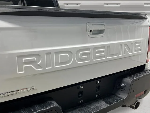 New 2026 Platinum White Pearl Honda Black Edition image 8