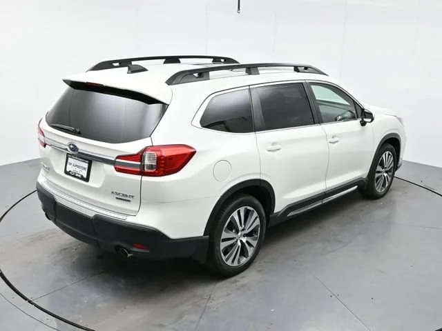 Used 2019 Crystal White Pea Subaru Limited image 40