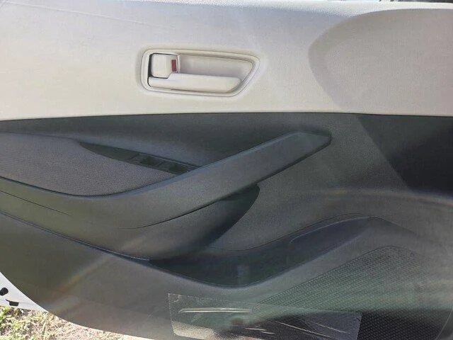 Used 2026 Wind Chill Pearl Toyota LE image 19