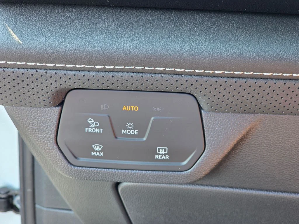 2026 Volkswagen Atlas Cross Sport SE w/Tech - Photo 20