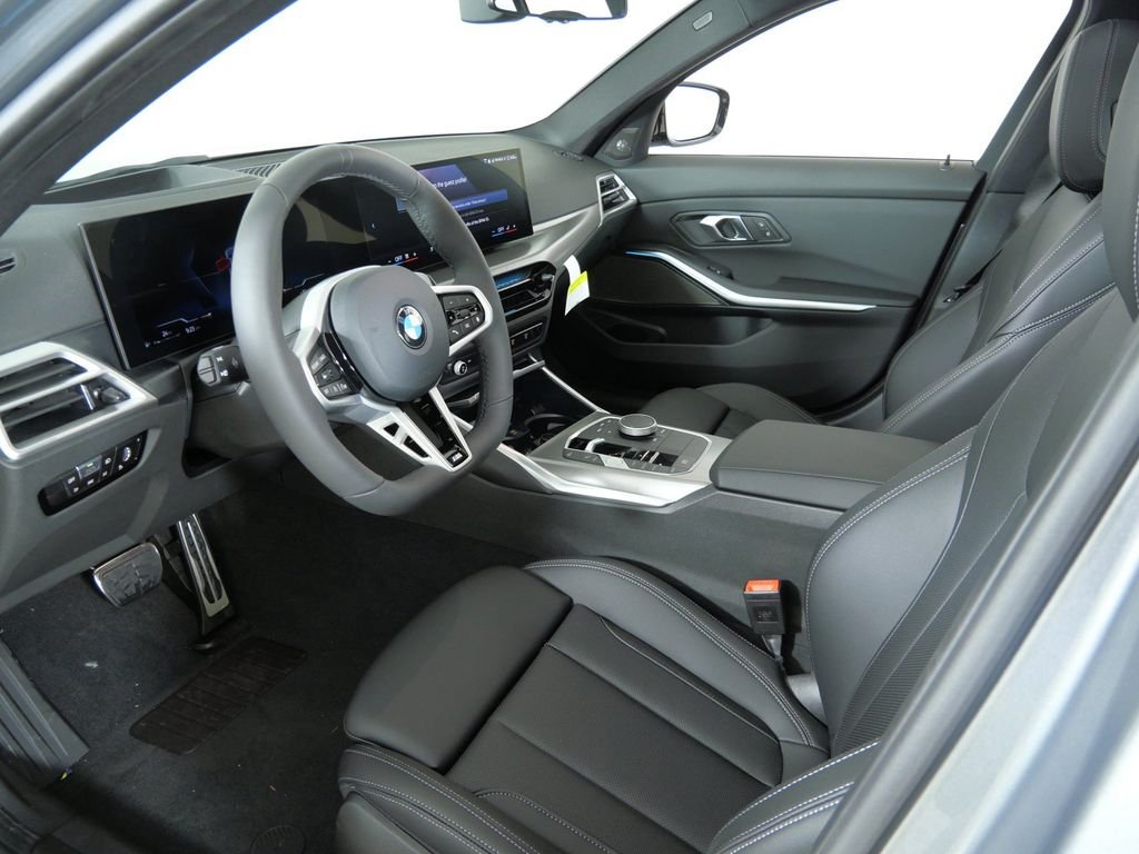 New 2026 Skyscraper Grey Metallic BMW 330i xDrive image 33