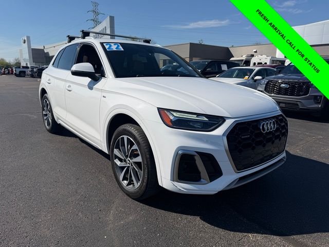 2022 Audi Q5 45 Premium's photo