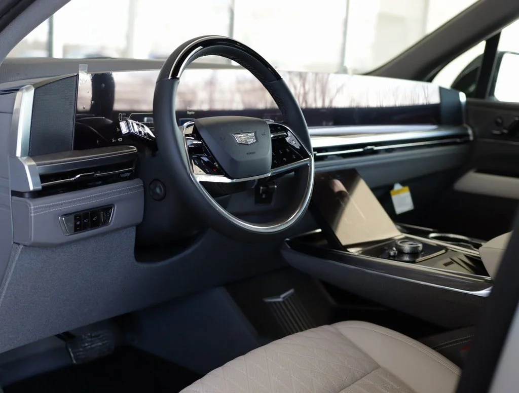 2026 Cadillac Escalade IQ Luxury - Photo 9