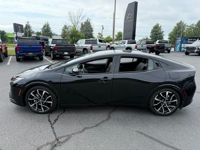 2025 Toyota Prius XSE Premium - Photo 4