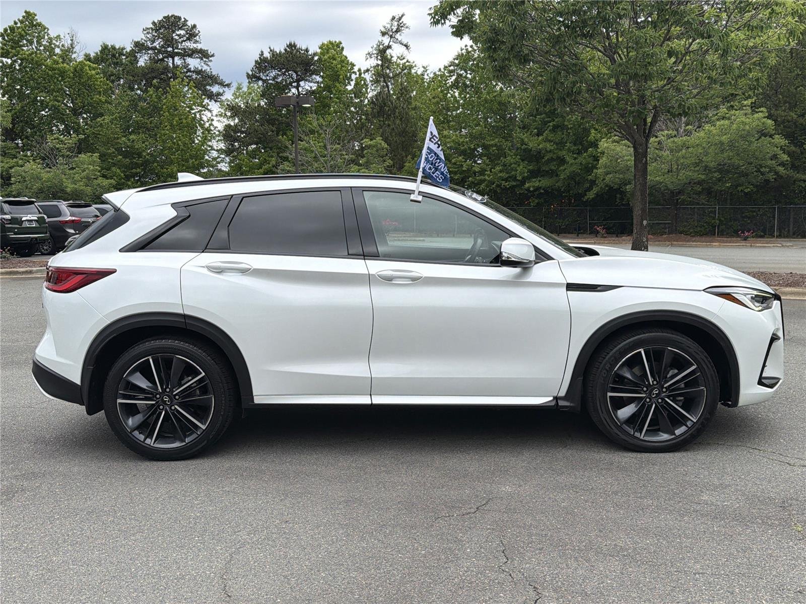 Used 2023 Radiant White INFINITI SPORT image 29