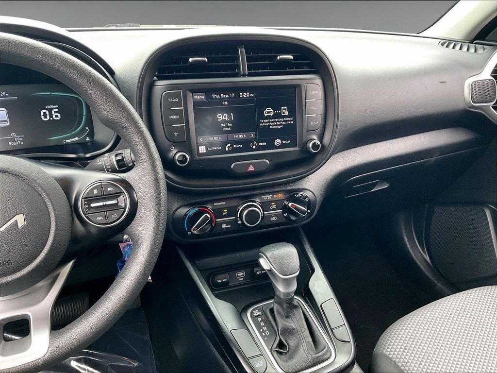 Used 2024 Gravity Gray Kia LX image 17