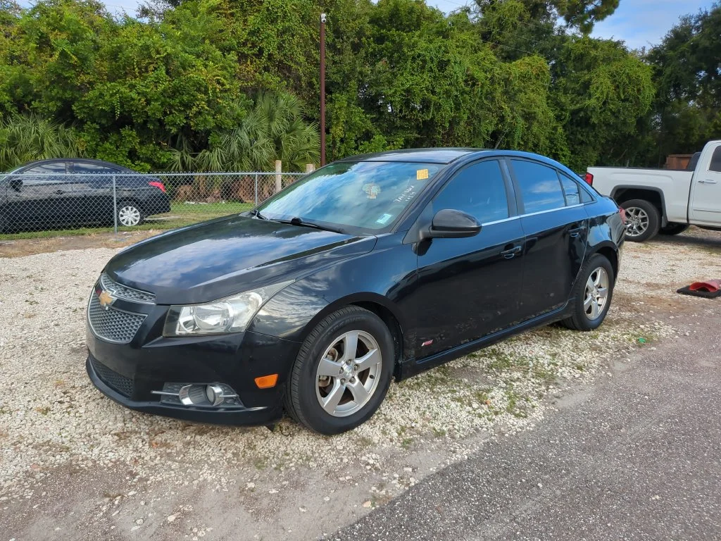 Used 2012 Black Chevrolet 1LT image 2