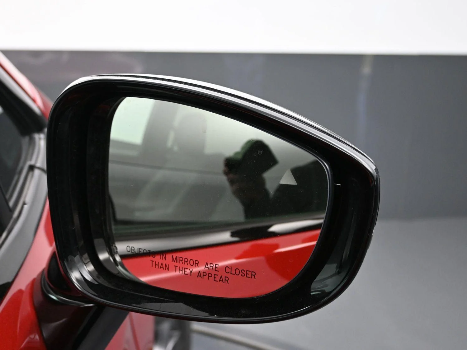 New 2026 Red Hot Pearl-Coat Exterior Paint Chrysler Select image 7