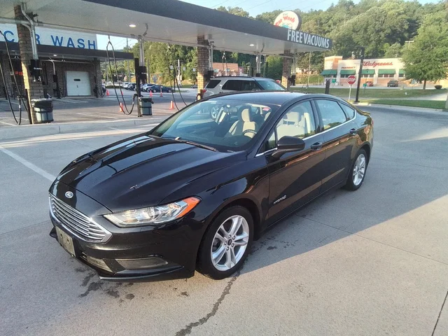 2018 Ford Fusion Hybrid S