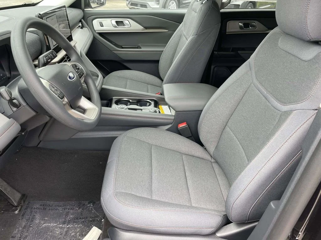 New 2026 Agate Black Metallic Ford Active 100A image 13