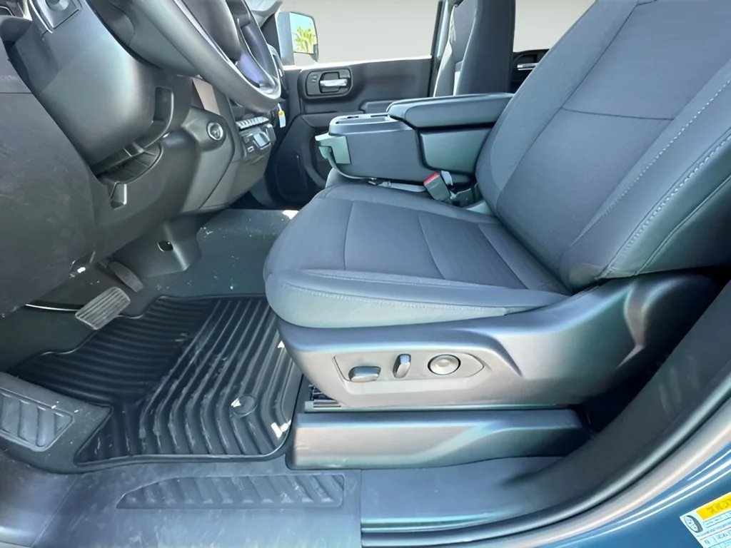 New 2026 Lakeshore Blue Metallic Chevrolet Custom image 11