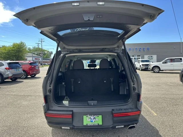 Used 2025 Gray Hyundai SE image 21