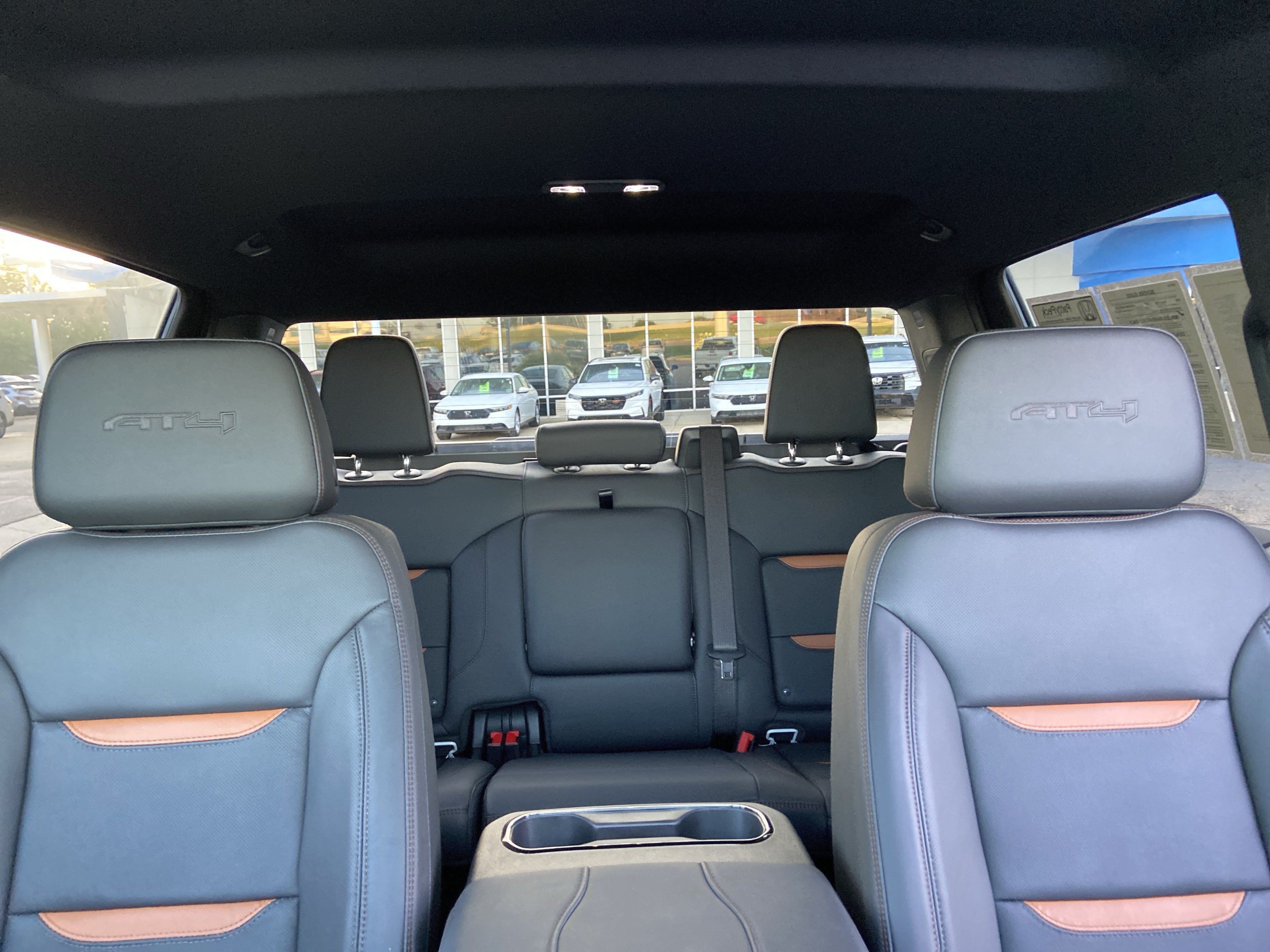 Used 2025 Summit White GMC AT4 image 19
