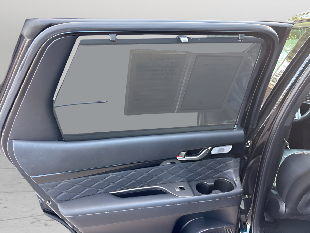 Used 2023 White GMC Denali image 40