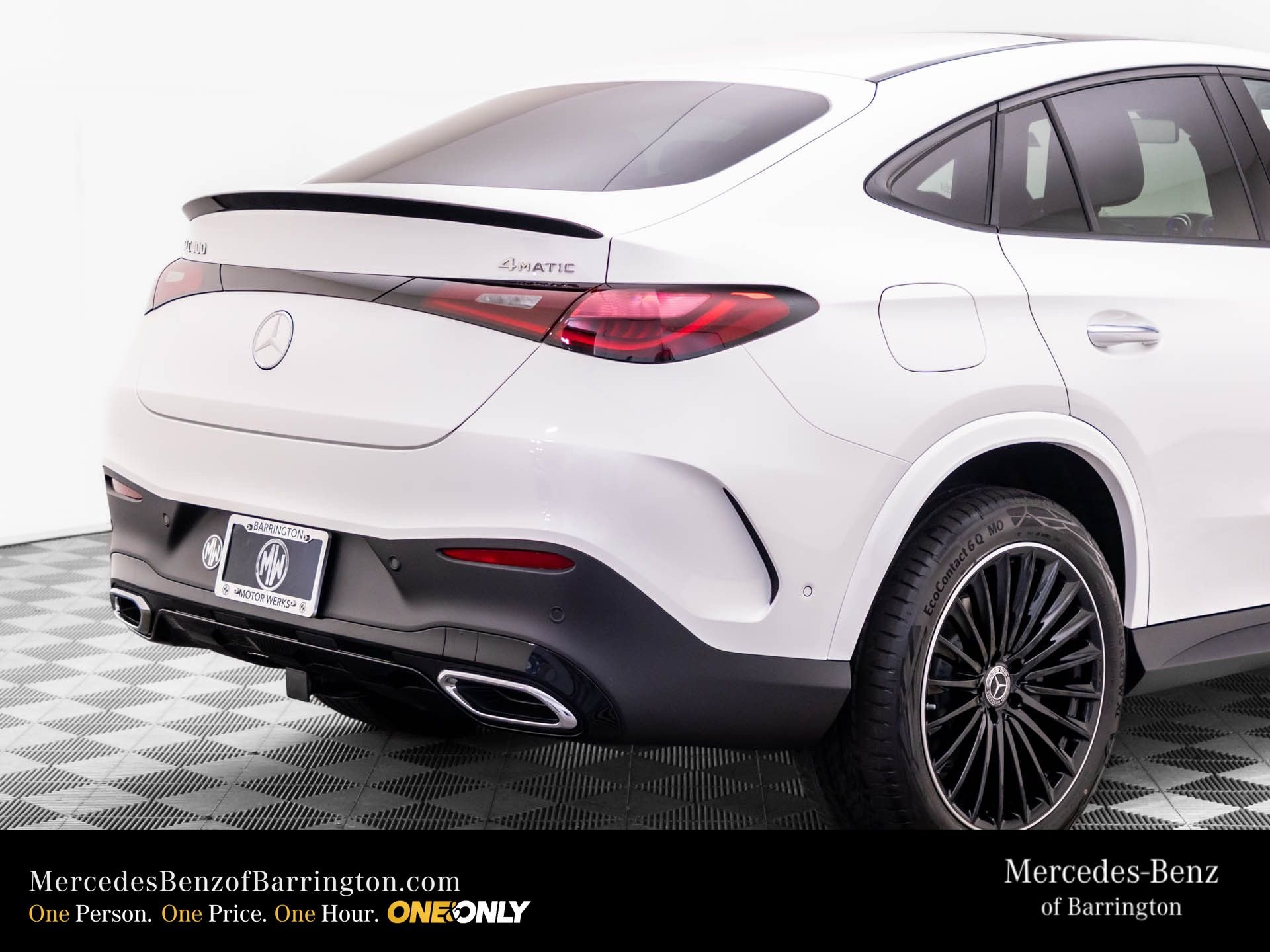 New 2026 Polar White Mercedes-Benz GLC 300 Coupe image 35