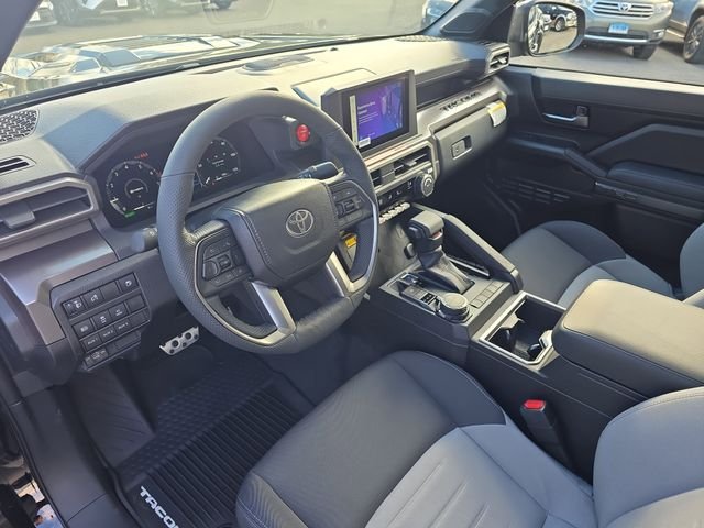 2025 Toyota Tacoma TRD Sport - Photo 15