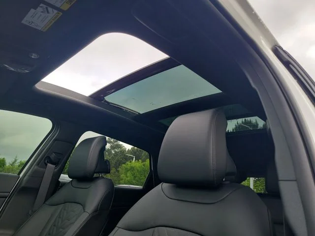 New 2026 Glacial White Pearl Kia X-Line image 15