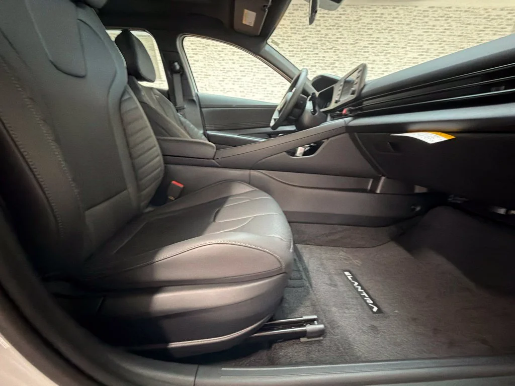 New 2026 Serenity White Hyundai SEL Sport image 12