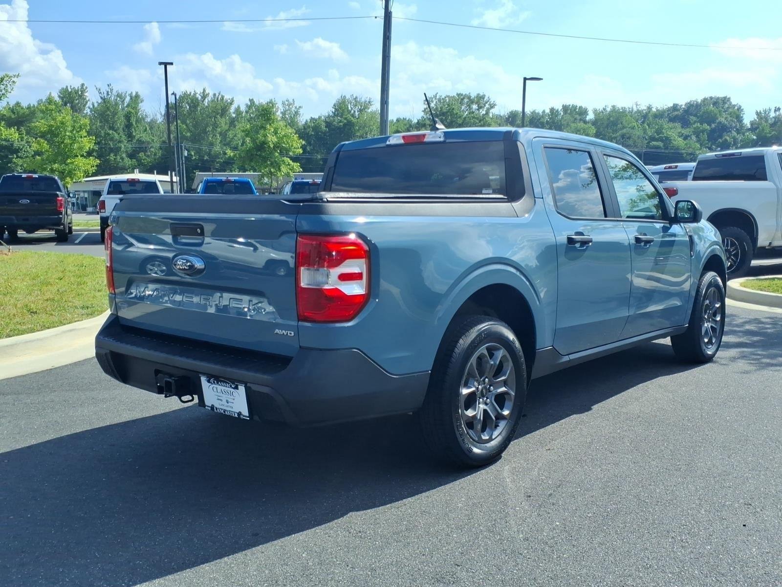 Used 2022  Ford XLT image 2