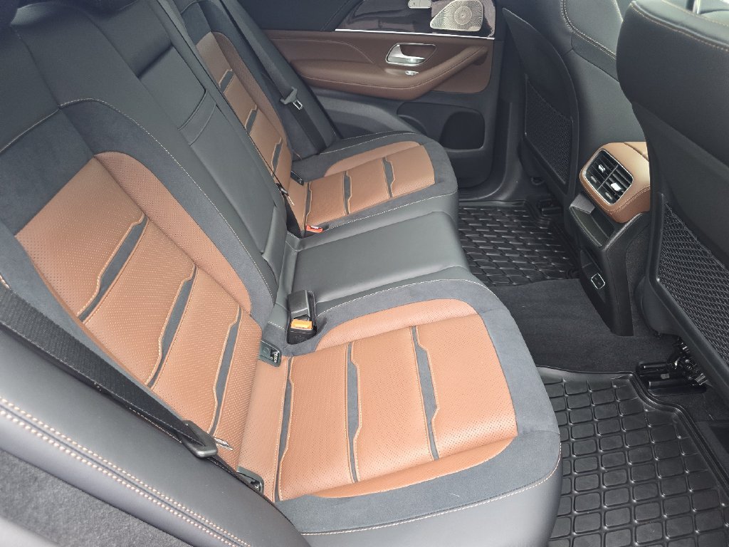 New 2026 Selenite Grey Metallic Mercedes-Benz AMG® GLE 53 4MATIC+ Coupe image 80