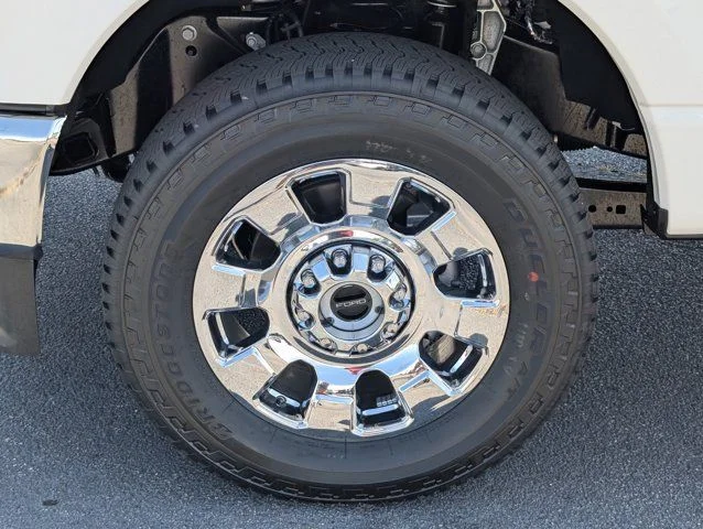 New 2026 Star White Metallic Tri-Coat Ford F-350® King Ranch® image 13