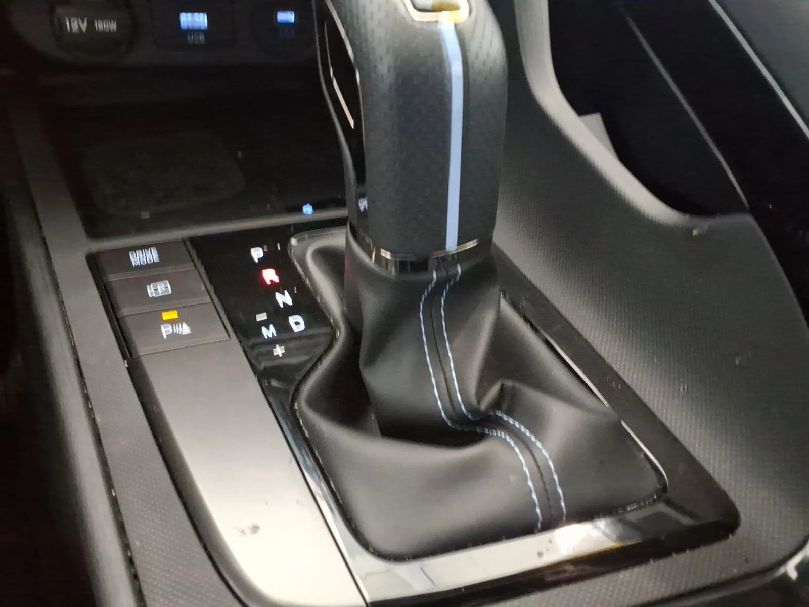 Used 2025 Abyss Black Hyundai Base image 26