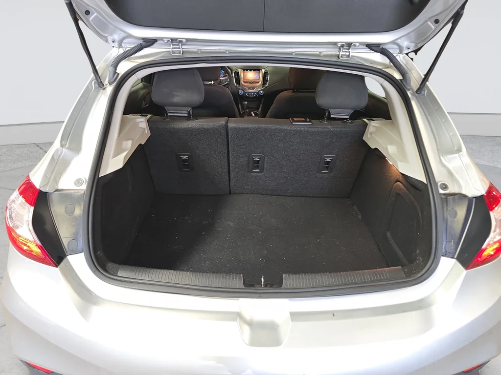 Used 2017 Silver Chevrolet LT image 18