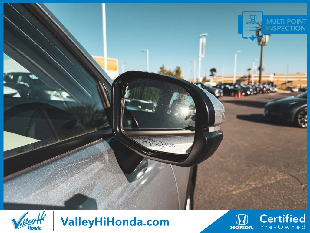 Certified Used 2025 Lunar Silver Metallic Honda AWD LX image 10