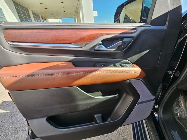 2024 GMC Yukon Denali Ultimate - Photo 29