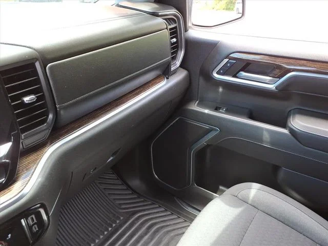 2024 GMC Sierra 1500 Elevation - Photo 18