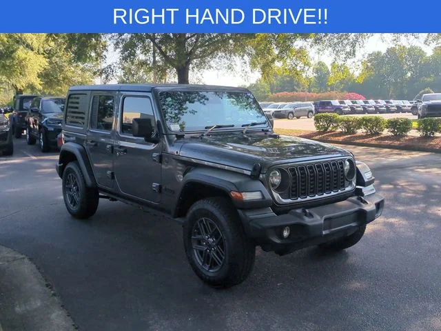 Used 2024 Gray Jeep Sport RHD image 7