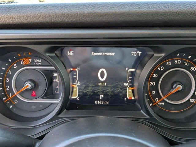 Used 2024 Silver Jeep Sport image 21