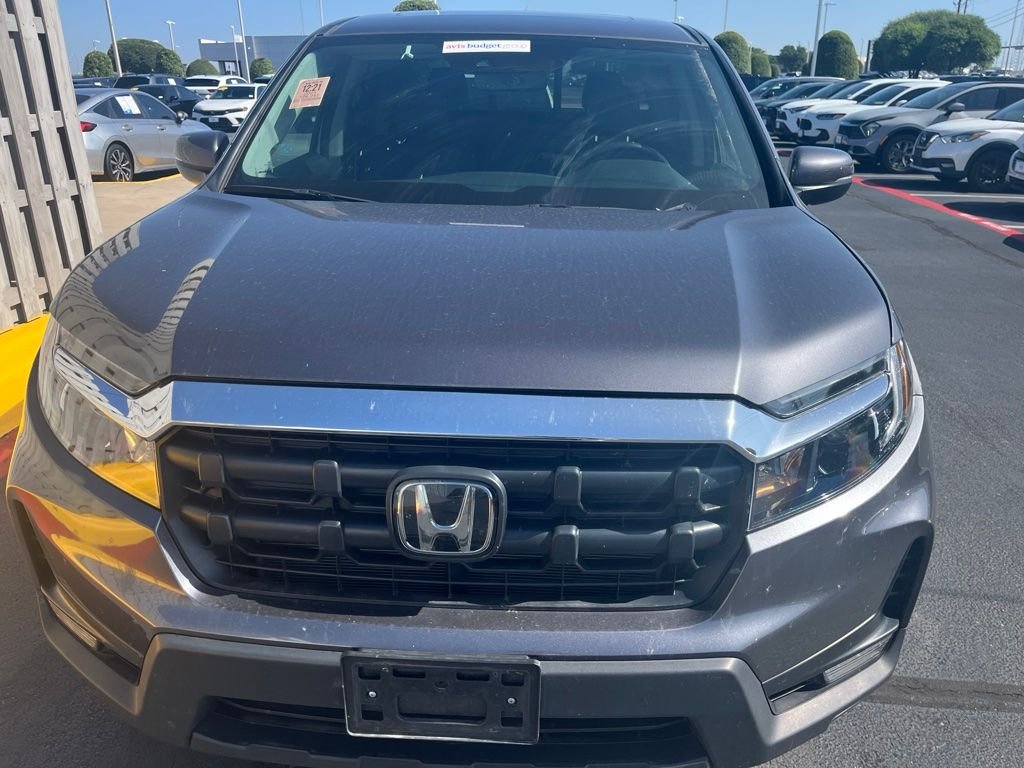 Certified Used 2025 Modern Steel Metallic Honda AWD RTL image 2
