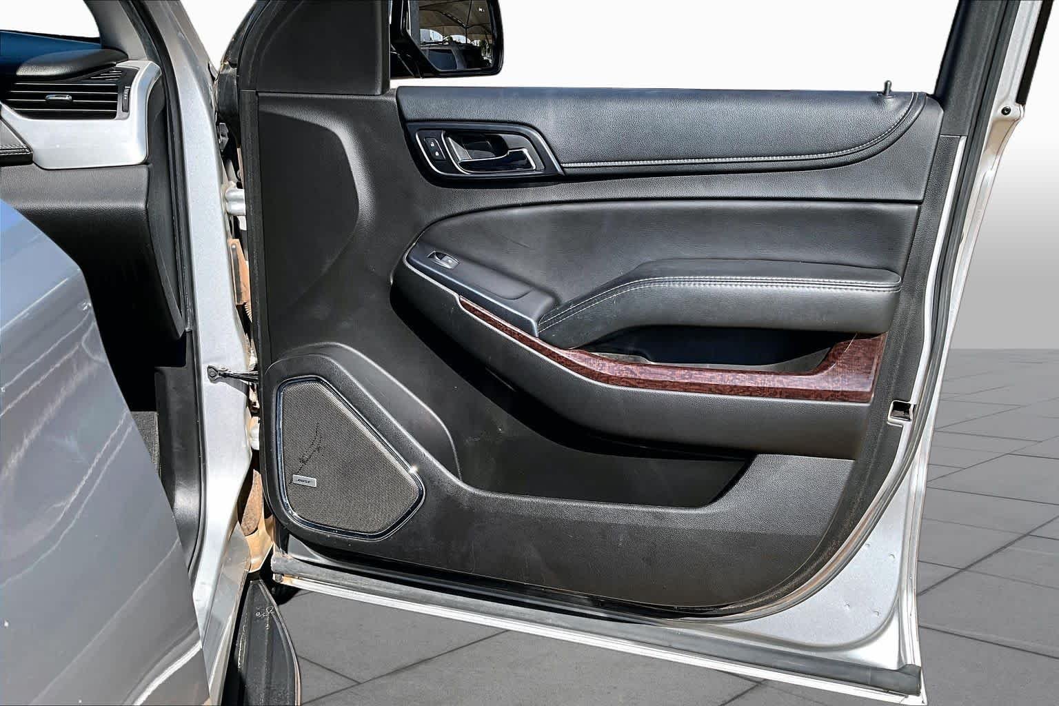 Used 2018 Quicksilver Metallic GMC SLT image 25