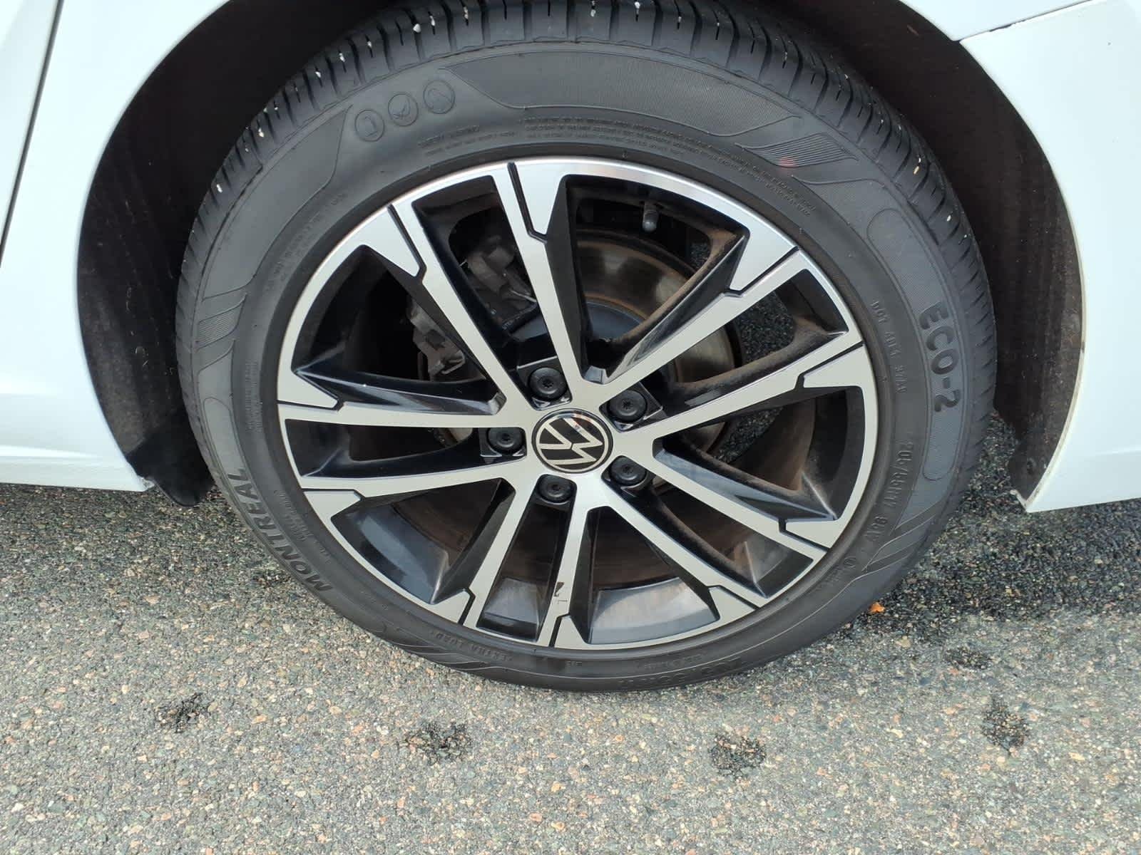 Certified Used 2024 Pure White Volkswagen Sport image 9