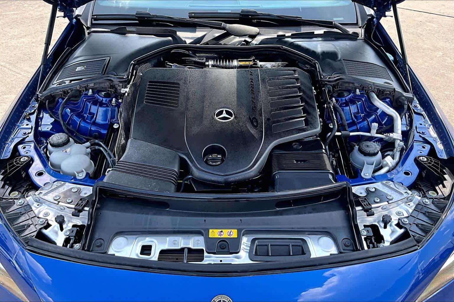 Used 2025 Sterling Blue Metallic Mercedes-Benz CLE 450 image 32