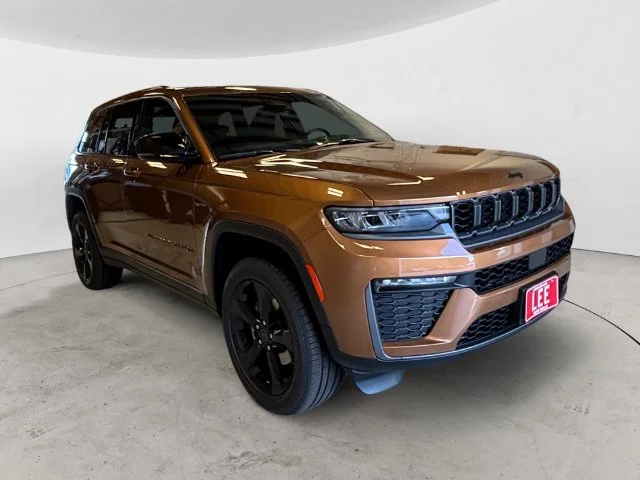 New 2027 Brown Jeep Limited image 8