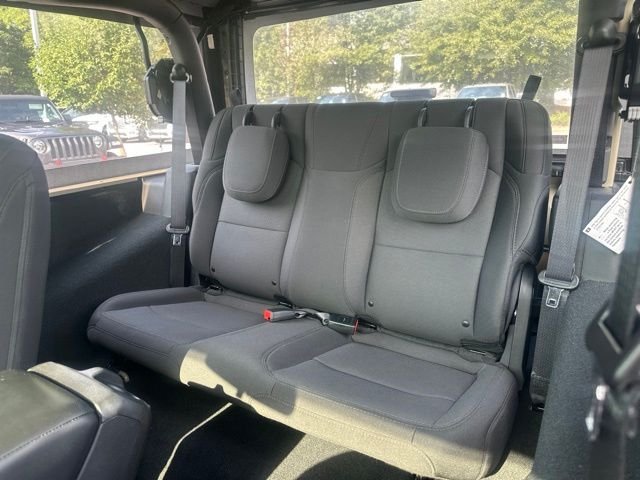 Used 2022 Beige Jeep Sport image 12