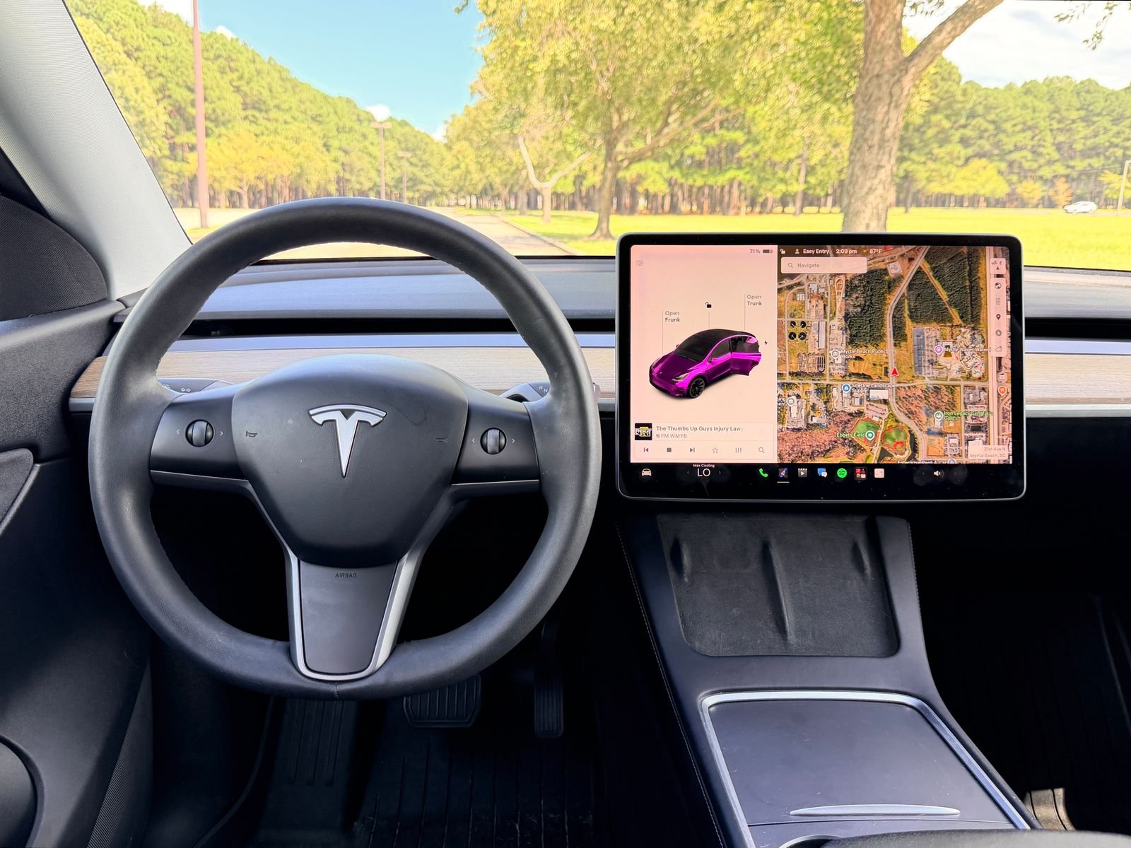 Used 2021 Solid Black Tesla Standard Range image 3