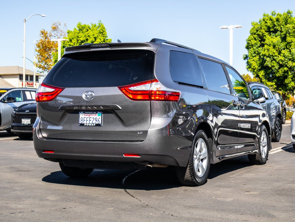 Certified Used 2018 Gray Toyota LE image 10