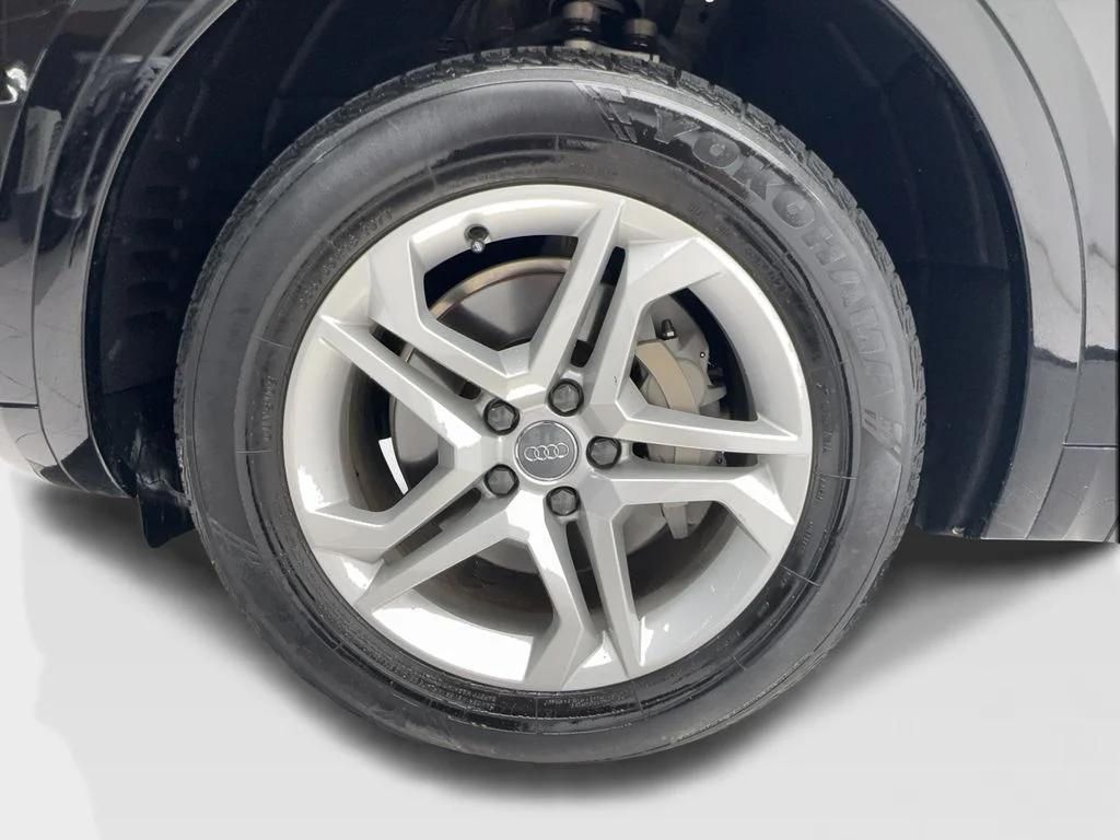 Used 2018 Black Audi 2.0T image 11