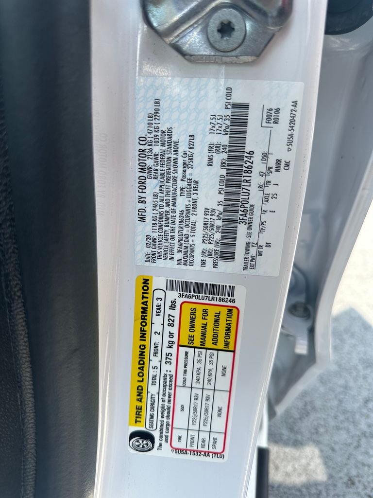 Used 2020 White Ford SE image 24