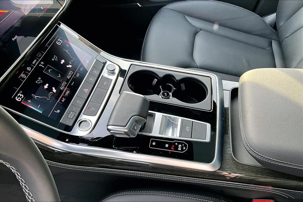 Used 2025 White Audi 55 Premium Plus image 18